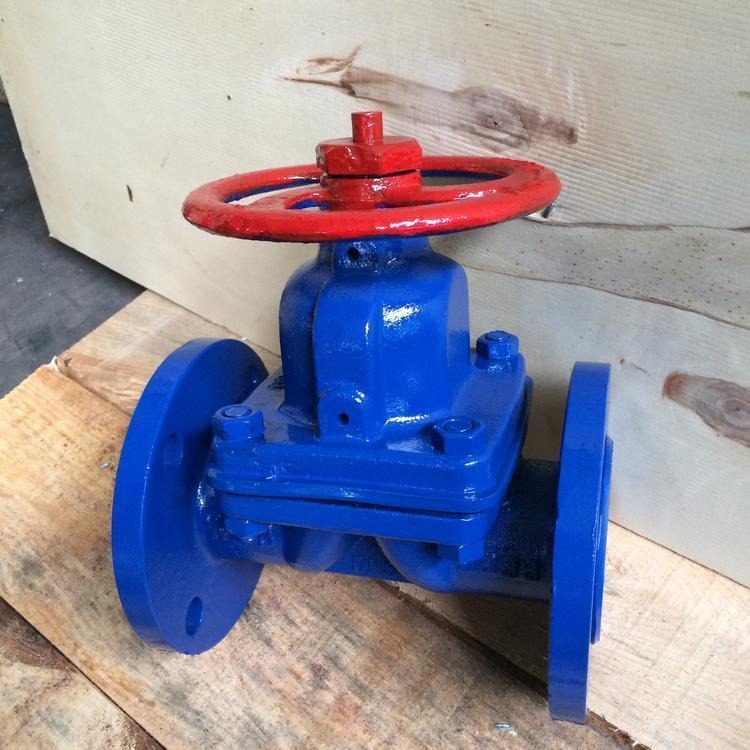 船用DIN型德標(biāo)襯氟隔膜閥實物圖1 船用DIN型德標(biāo)襯氟隔膜閥實物圖